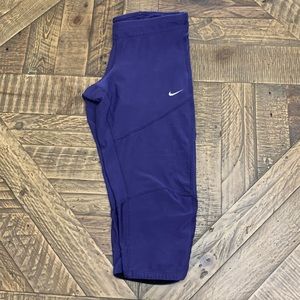 Women’s Nike Capri Tights